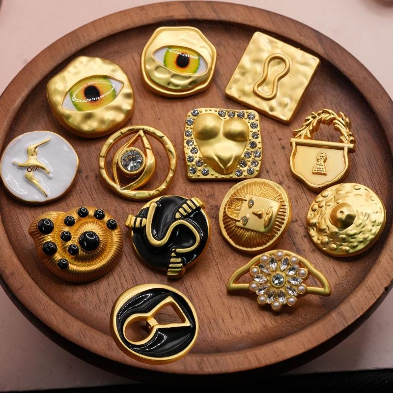 Craft Embellishments - กระดุมโลหะวินเทจ รูปหัวใจ ลายตาแบบศิลปะ สำหรับตกแต่งเสื้อผ้า งานฝีมือ DIY