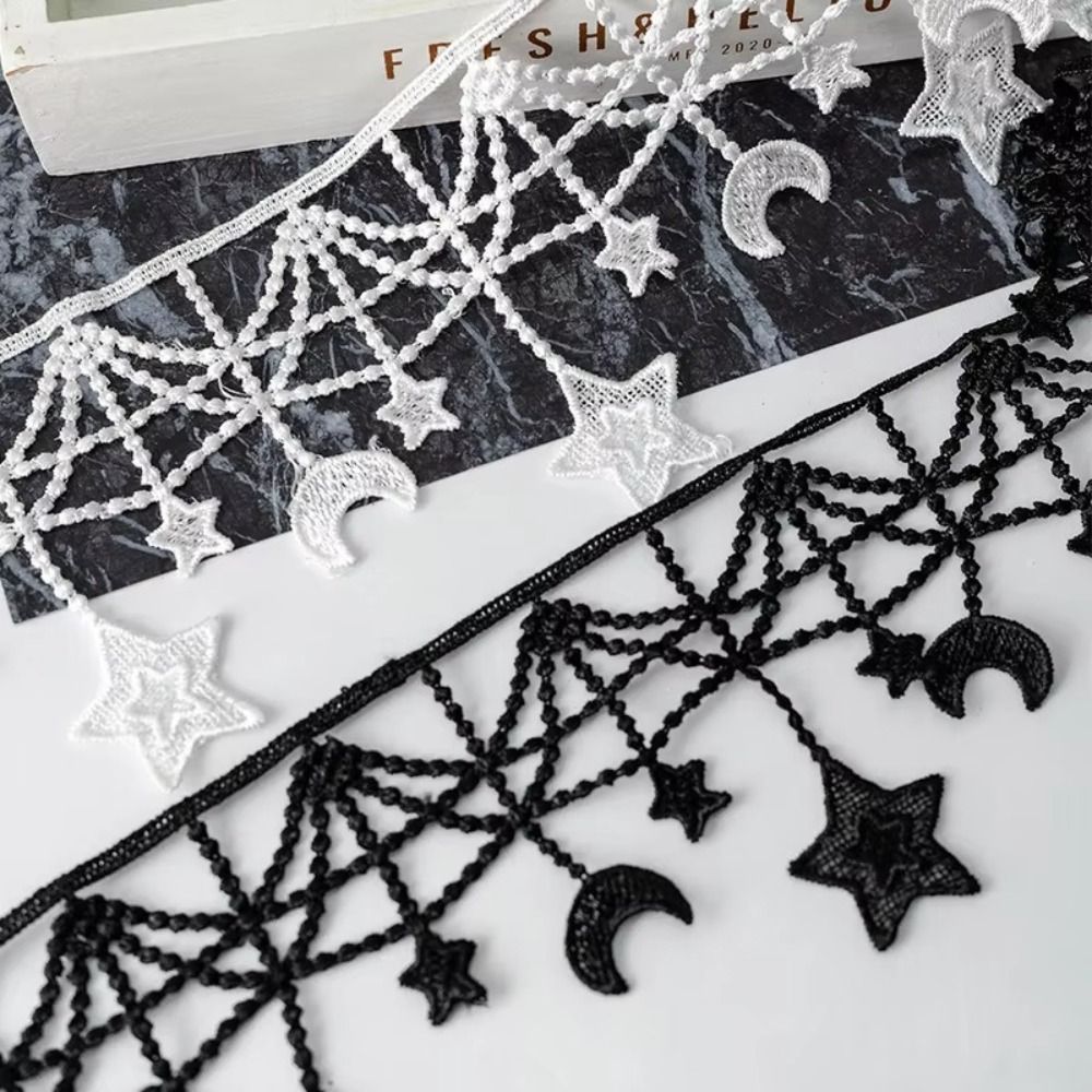 Lace Ribbon Trim - อุปกรณ์ตกแต่งลูกไม้ ริบบิ้นลูกไม้สีดำและขาว กว้าง 10 ซม. ลายดาวและพระจันทร์